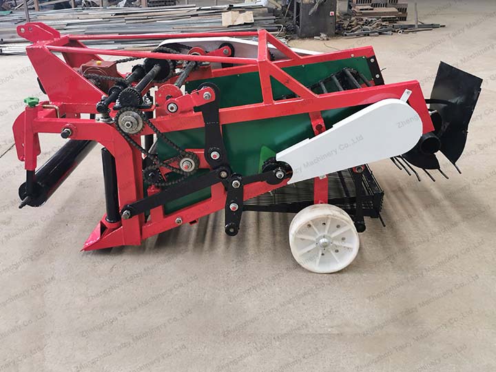 ground nut harvesting equipment